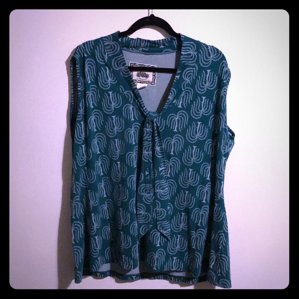 ♻️Modcloth Sleeveless Blouse tie front green knit